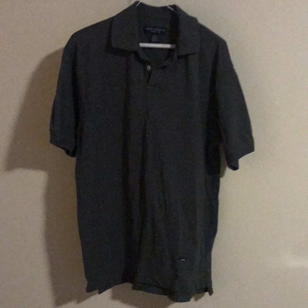 Daniel Cremieux grey polo.